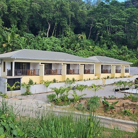 Отель Solea Self Catering Виктория Экстерьер фото